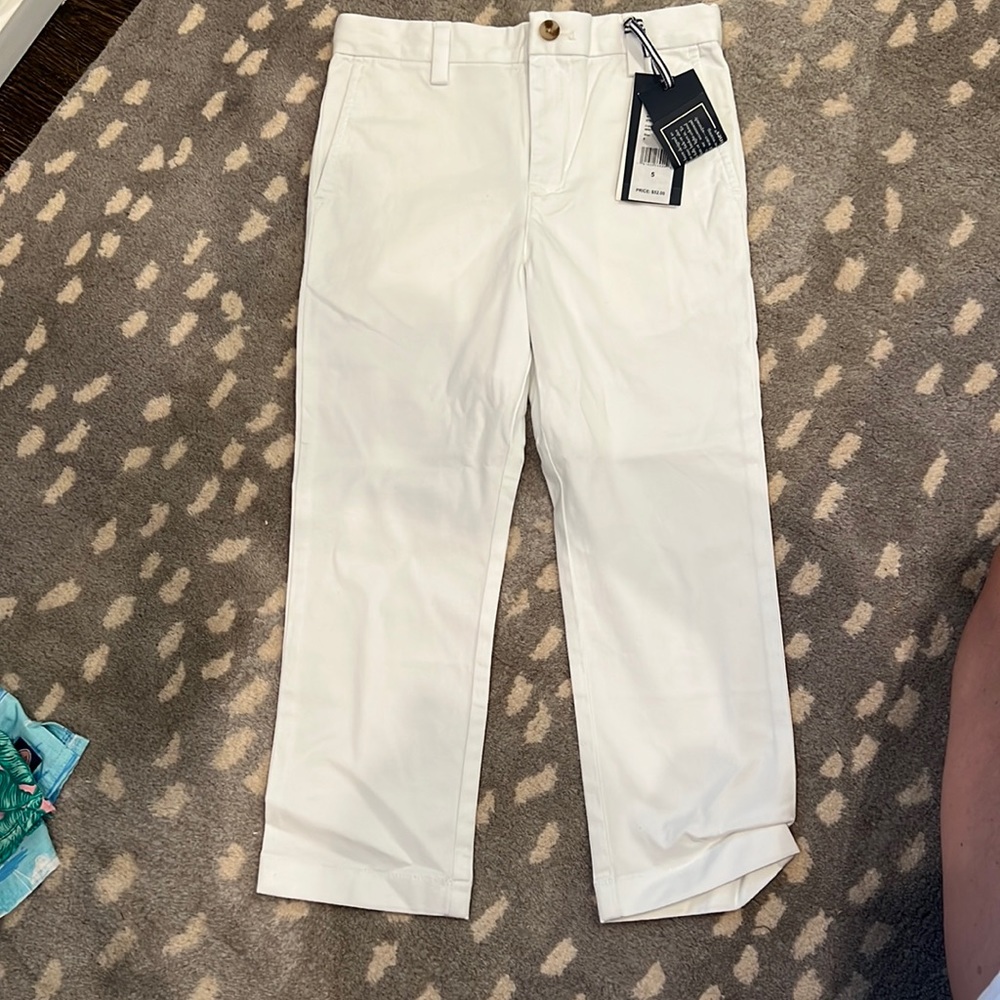 Boys white Vineyard Vines Breaker pants, size 5, NWT